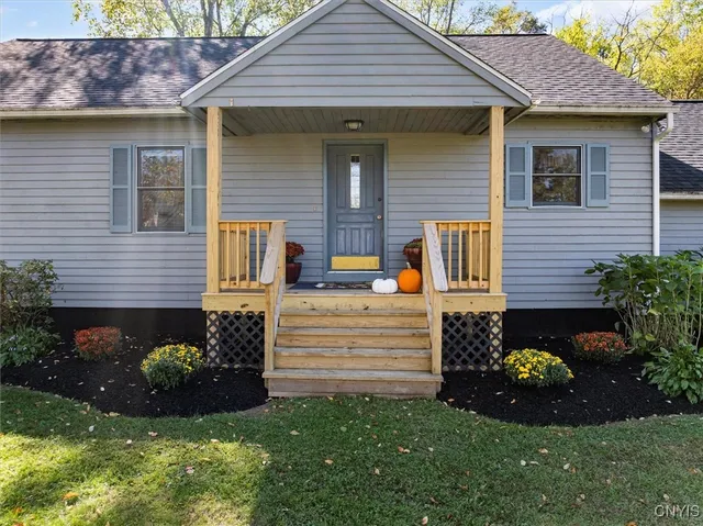 $359,900 | 7629 Creek Farm Lane, Trenton, NY 13354