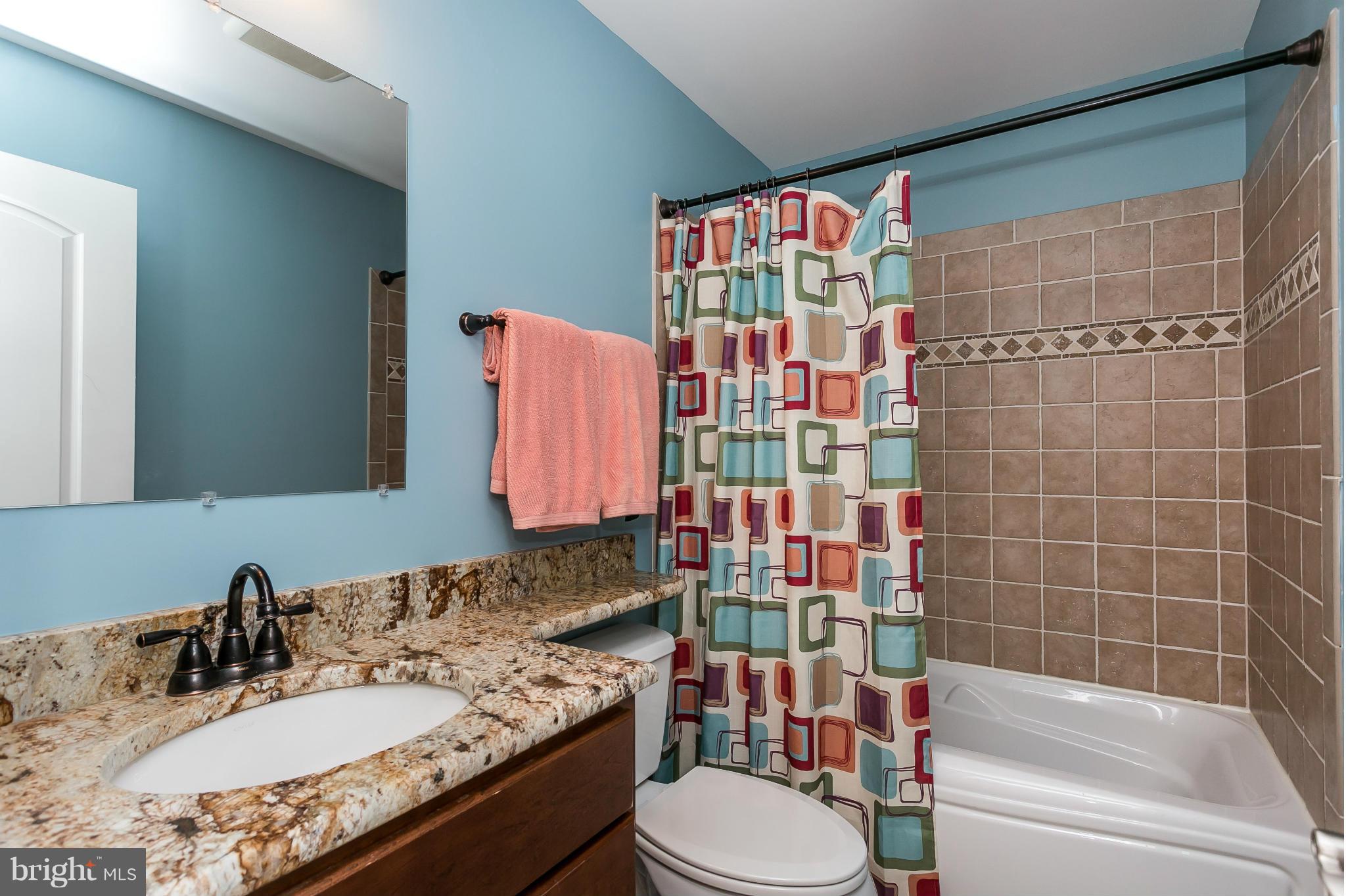 3741 Clarks Point Road Middle River, MD 21220 - Photo 16 of 30 Bath