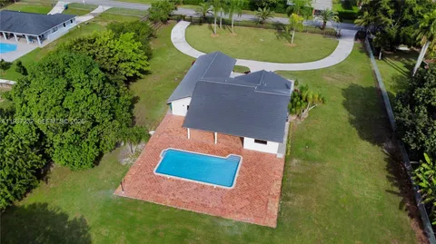 $1,295,000 | 21360 Southwest 236th Street, Homestead, FL 33031