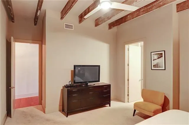 $5,000 | 840 Tchoupitoulas Street, Unit 201, New Orleans, LA 70130