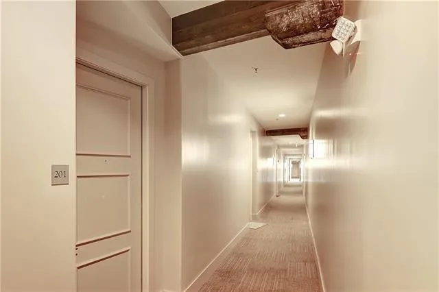 $5,000 | 840 Tchoupitoulas Street, Unit 201, New Orleans, LA 70130