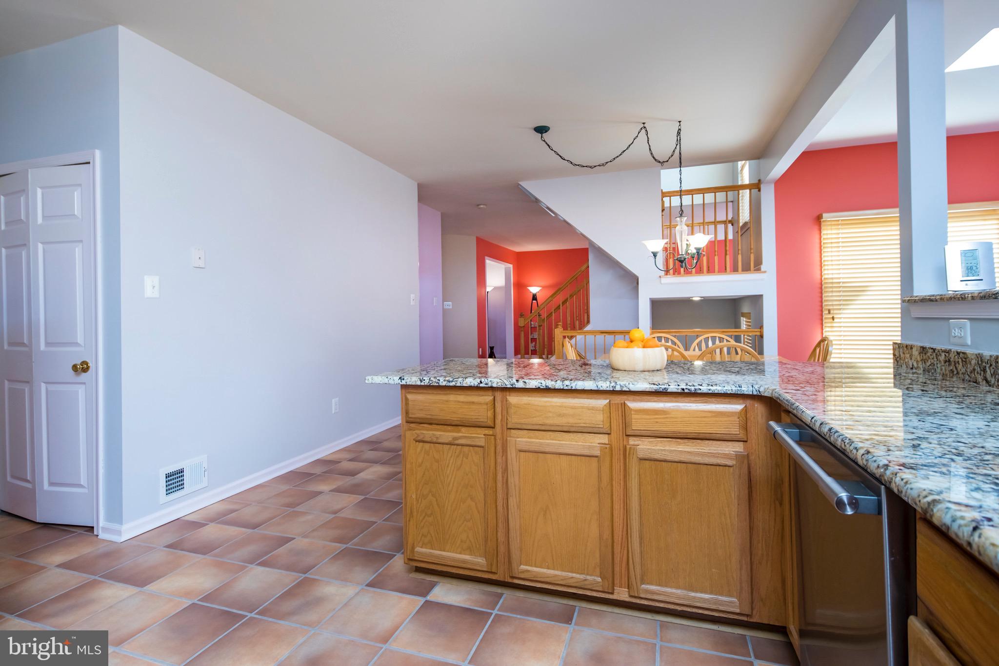 8 Wendover Road Hightstown, NJ 08520 - Photo 18 of 38 Gallery Image 18