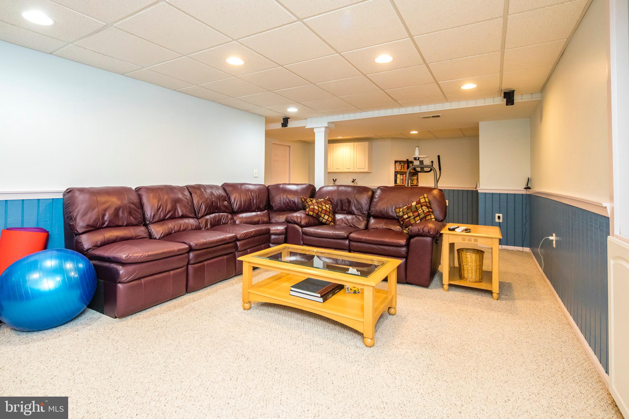 8 Wendover Road Hightstown, NJ 08520 - Photo 34 of 38 Gallery Image 34