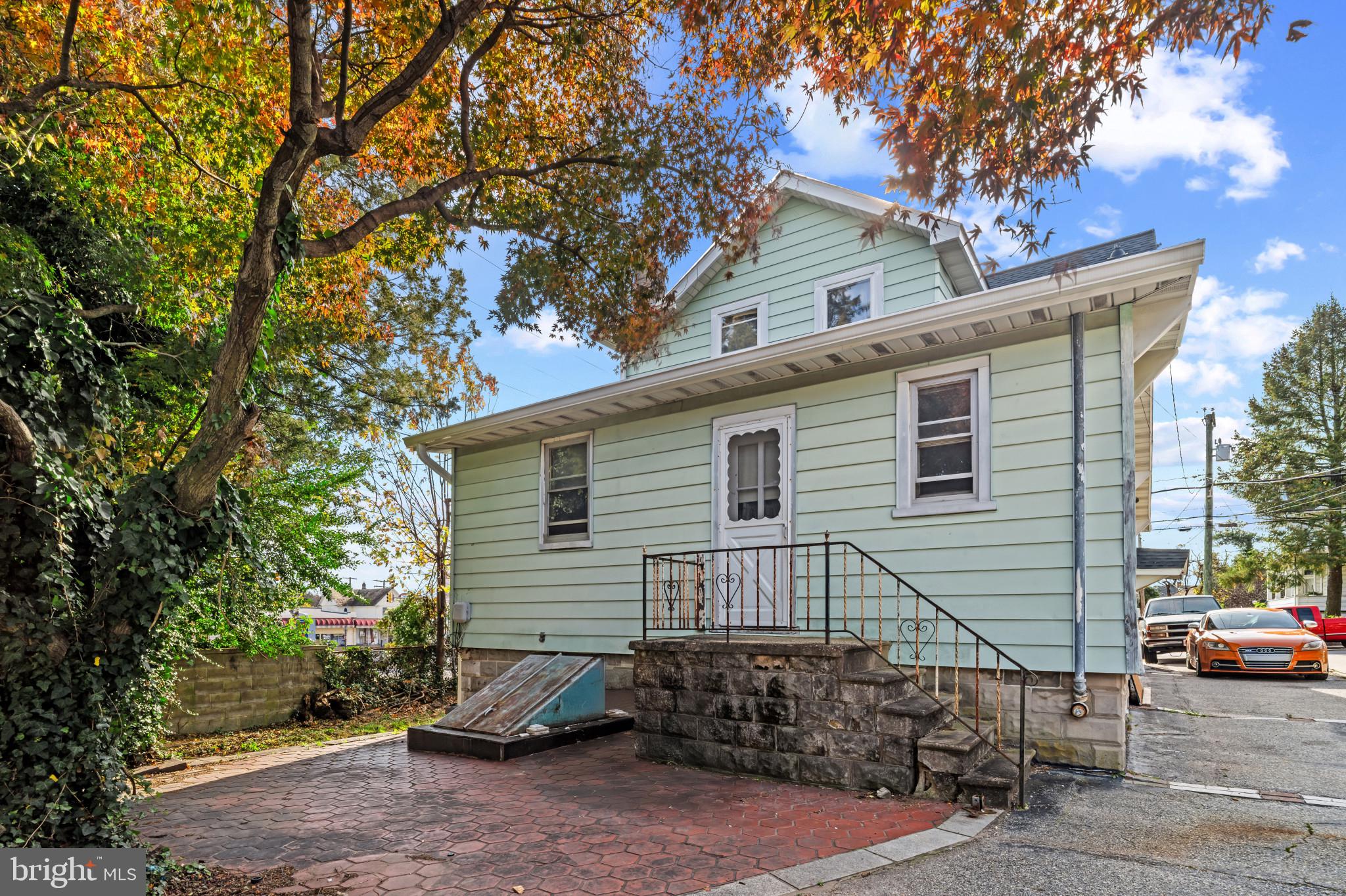 2908 Ailsa Avenue Baltimore, MD 21214 - Photo 25 of 29 a view of a house with a yard