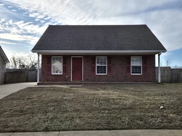 $1,400 | 2777 Russet Ridge Drive, Clarksville, TN 37040