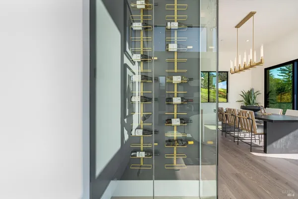 $3,699,995 | 1580 Clear Ridge Drive, Healdsburg, CA 95448