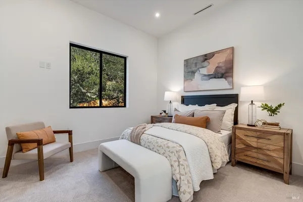 $3,699,995 | 1580 Clear Ridge Drive, Healdsburg, CA 95448