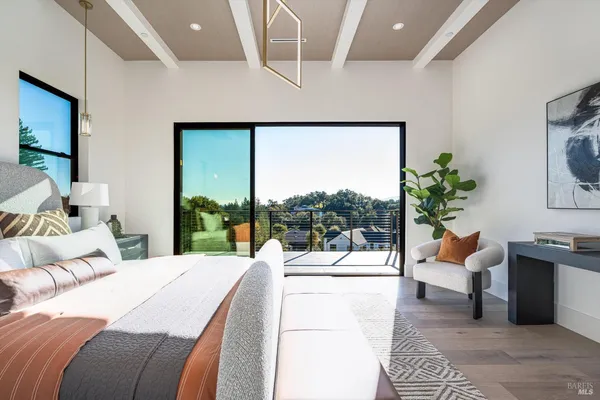 $3,699,995 | 1580 Clear Ridge Drive, Healdsburg, CA 95448