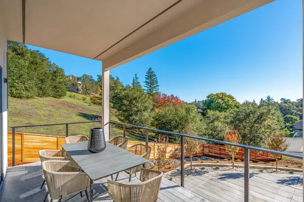 $3,699,995 | 1580 Clear Ridge Drive, Healdsburg, CA 95448