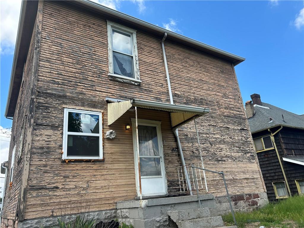 306 4th Street Monessen, PA 15062 - Photo 3 of 18