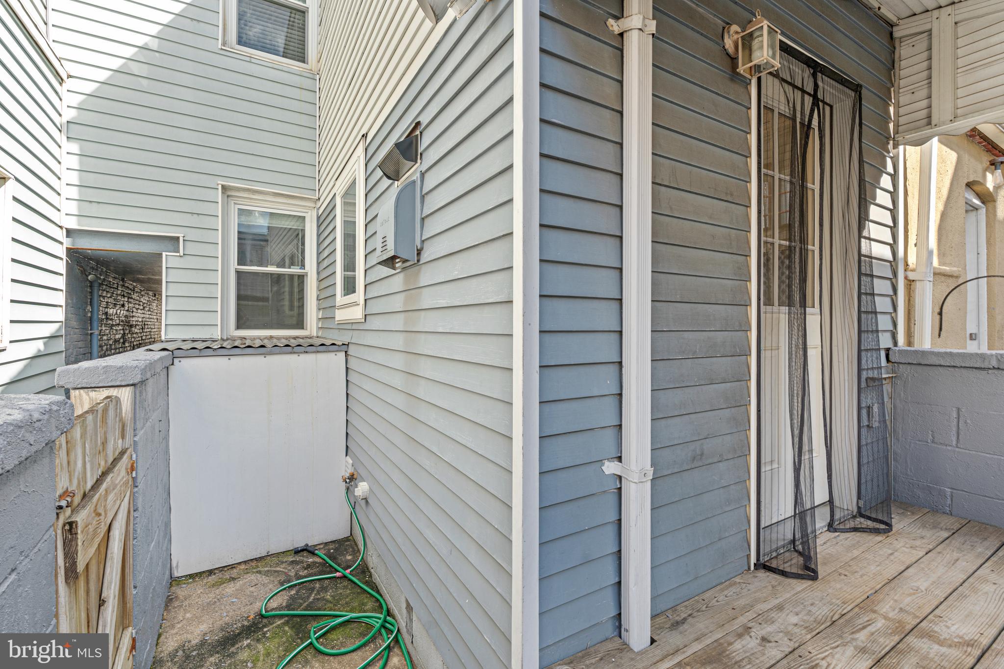 1004 South Belnord Avenue Baltimore, MD 21224 - Photo 11 of 29