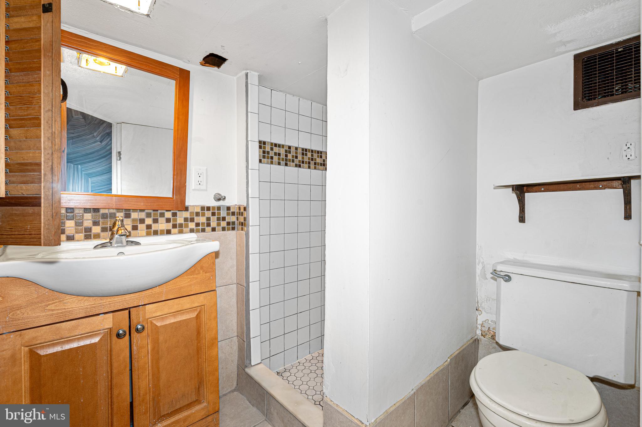 1004 South Belnord Avenue Baltimore, MD 21224 - Photo 24 of 29