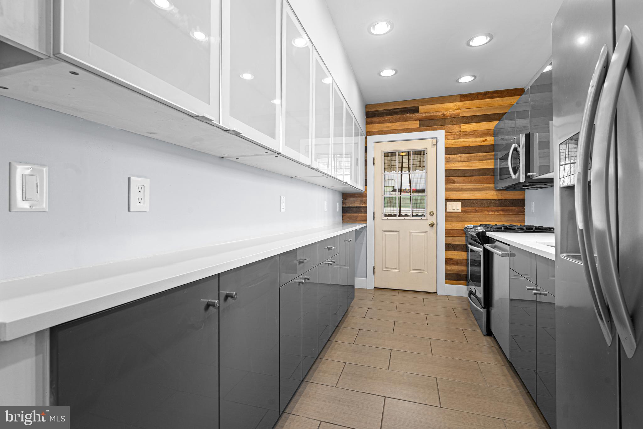 1004 South Belnord Avenue Baltimore, MD 21224 - Photo 7 of 29