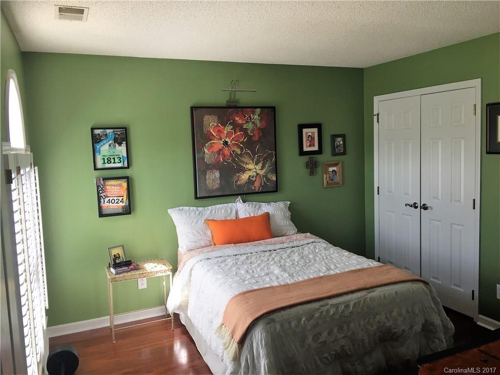10812 Ridge Acres Road Charlotte, NC 28214 - Photo 16 of 24 Gallery Image 16