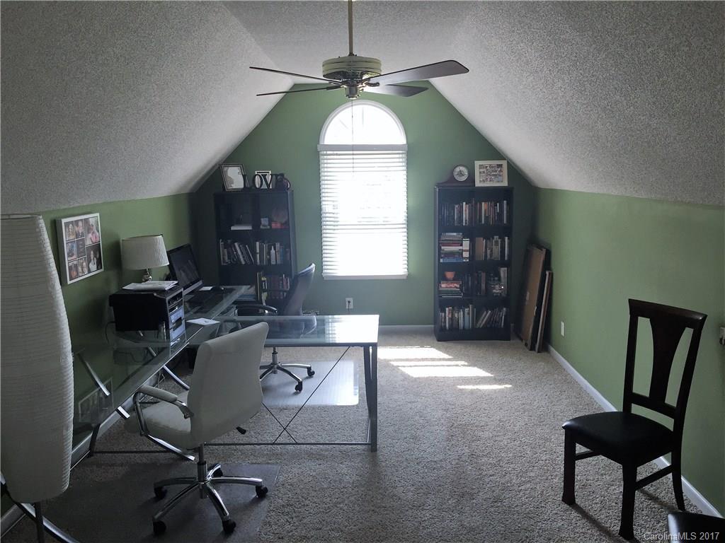 10812 Ridge Acres Road Charlotte, NC 28214 - Photo 21 of 24 Gallery Image 21