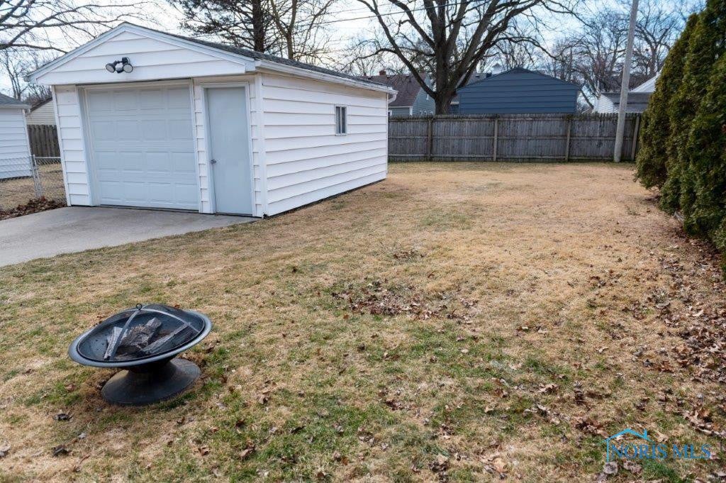 2617 Gracewood Road Toledo, OH 43613 - Photo 20 of 21 Gallery Image 20