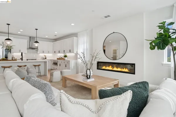 $779,000 | 5549 Promontory Way, Antioch, CA 94531