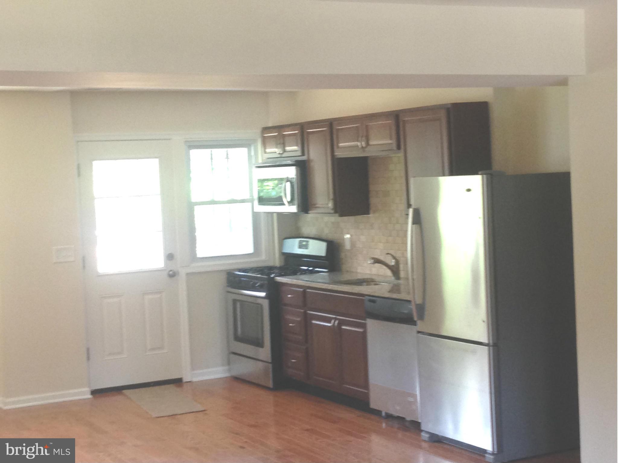 4203 Flowerton Road Baltimore, MD 21229 - Photo 2 of 8 Kitchen