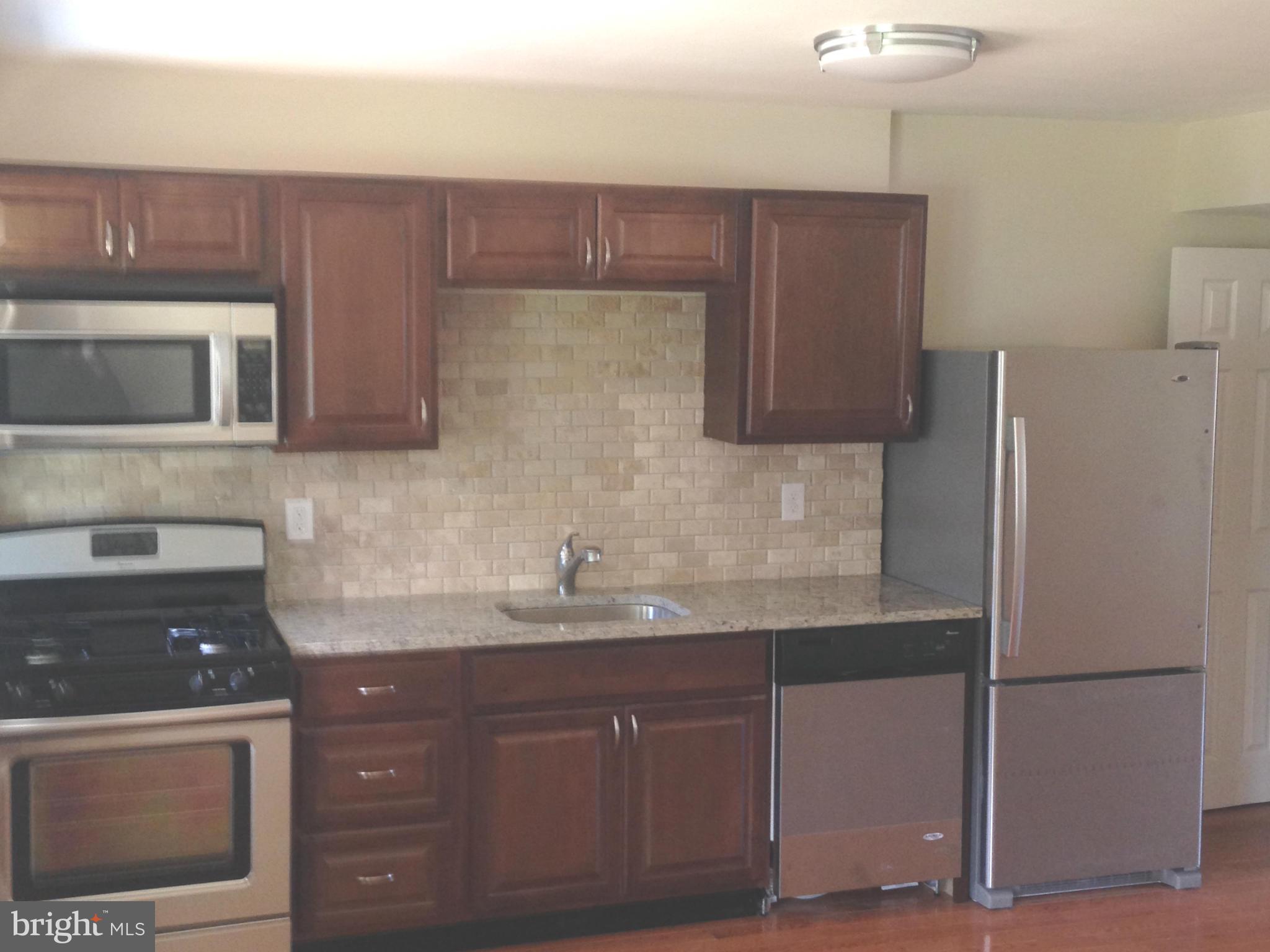 4203 Flowerton Road Baltimore, MD 21229 - Photo 3 of 8 Kitchen