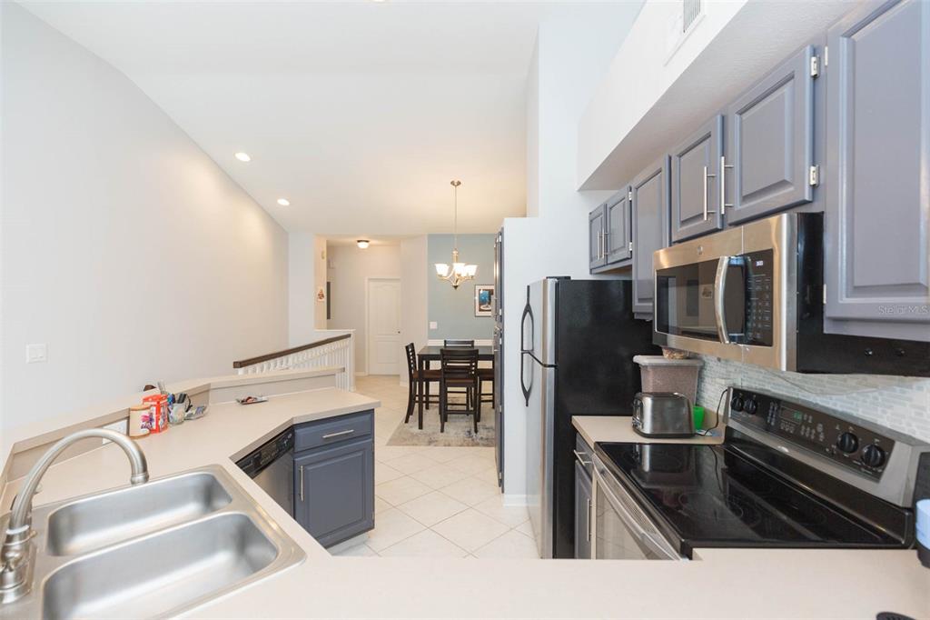 821 Normandy Trace Road, Unit 821 Tampa, FL 33602 - Photo 11 of 40 Gallery Image 11
