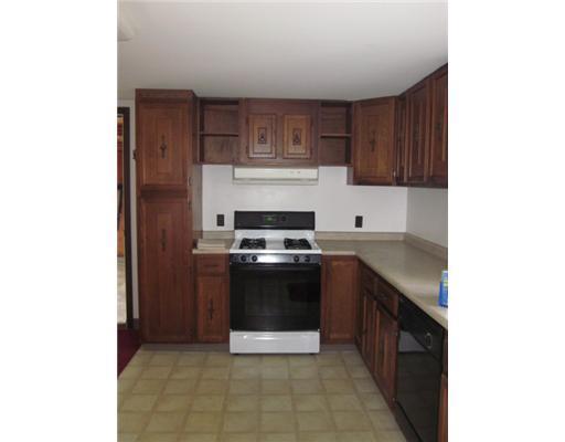 220 Hight Road Biddeford, ME 04005 - Photo 4 of 17 Kitchen.