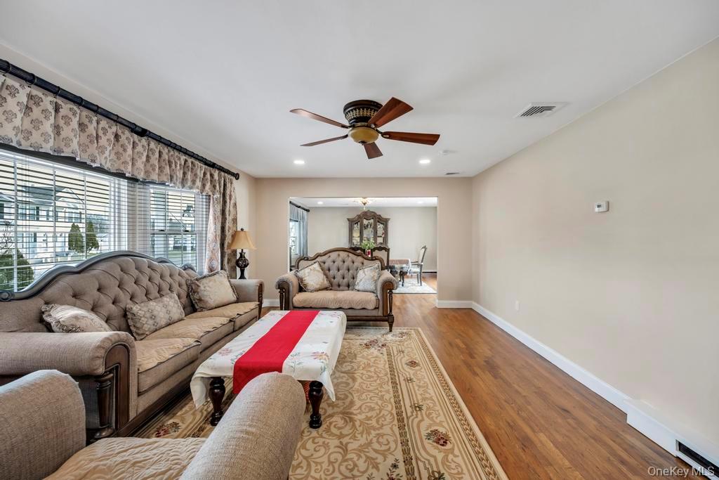 30 County Line Road Farmingdale, NY 11735 - Photo 8 of 41