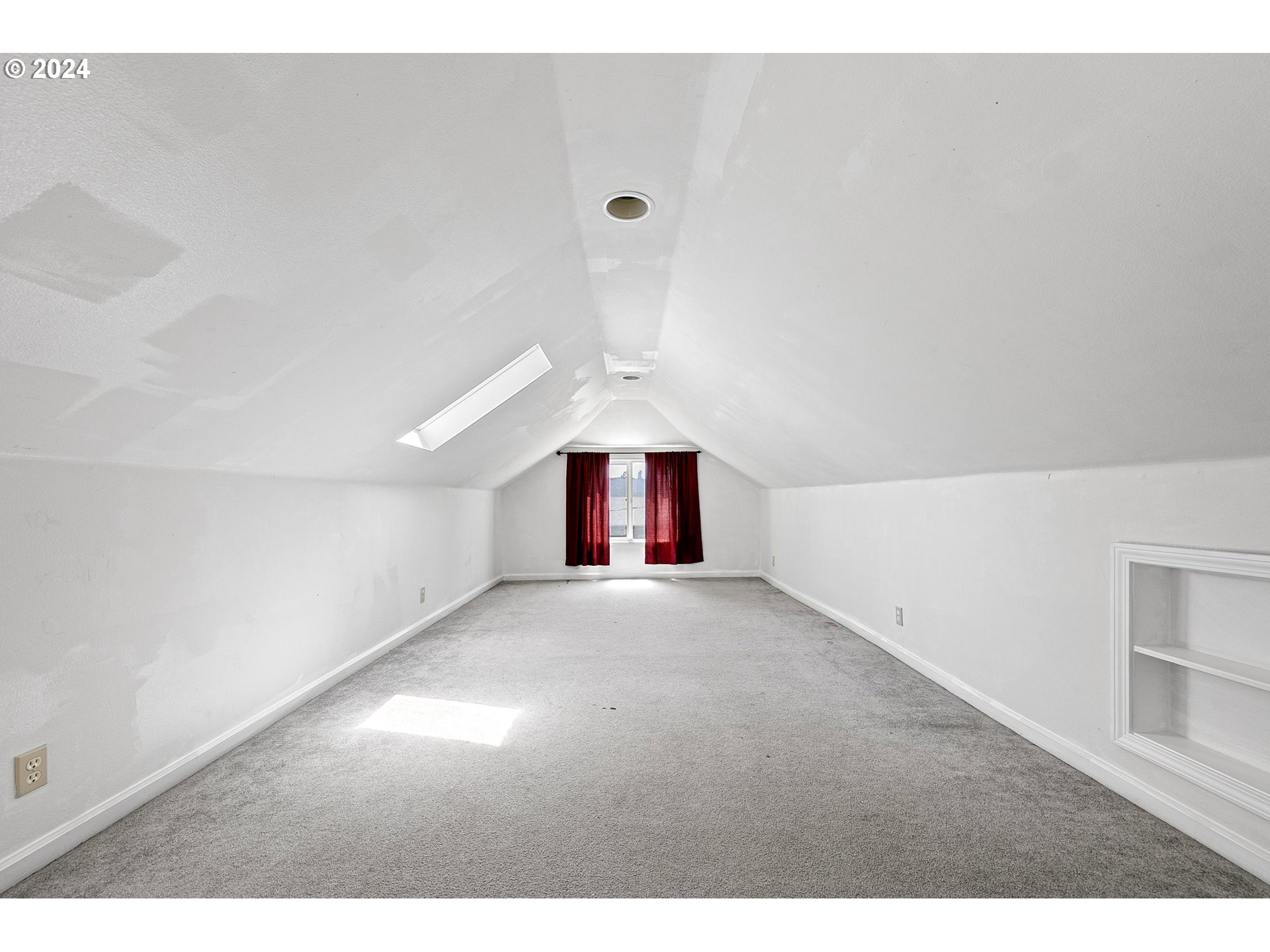 179 35th Street Springfield, OR 97478 - Photo 24 of 46 a view of empty room