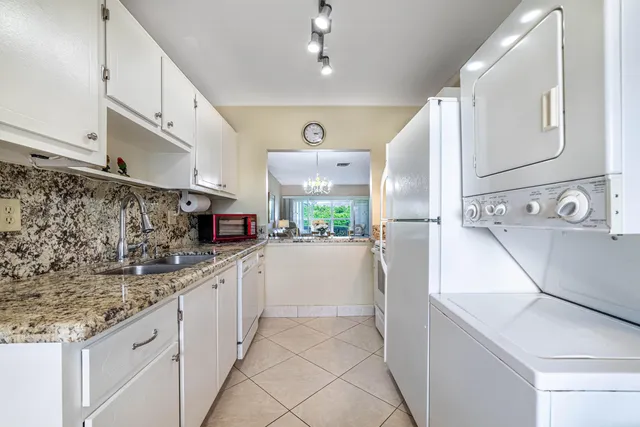 $195,000 | 2711 Southwest 13th Street, Unit 39B, Delray Beach, FL 33445