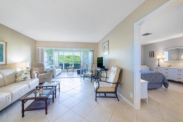 $195,000 | 2711 Southwest 13th Street, Unit 39B, Delray Beach, FL 33445