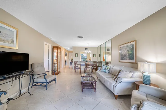 $195,000 | 2711 Southwest 13th Street, Unit 39B, Delray Beach, FL 33445