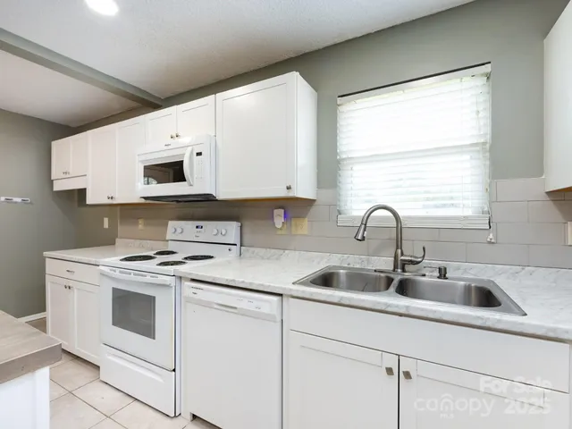 $339,900 | 7109 Bisaner Street, Charlotte, NC 28269