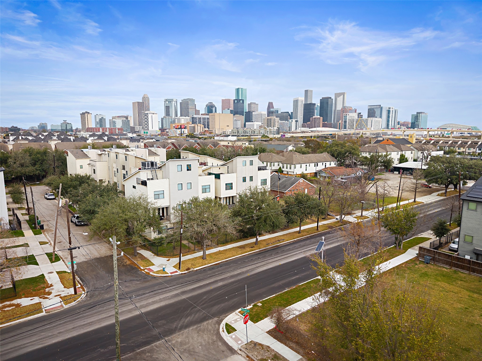 2320 Emancipation Avenue Houston, TX 77004 - Photo 38 of 38 a view of a city