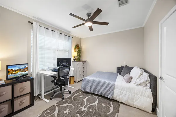 $390,000 | 2320 Emancipation Avenue, Houston, TX 77004
