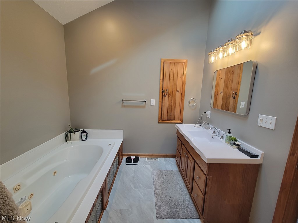 5636 Ledge Road Madison, OH 44057 - Photo 22 of 50