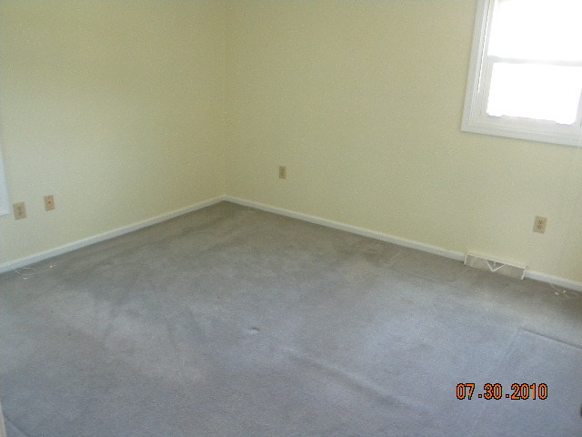 211 Overlook Road Vinton, VA 24179 - Photo 12 of 16 Bedroom 4