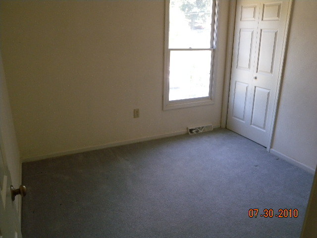 211 Overlook Road Vinton, VA 24179 - Photo 10 of 16 Bedroom 2