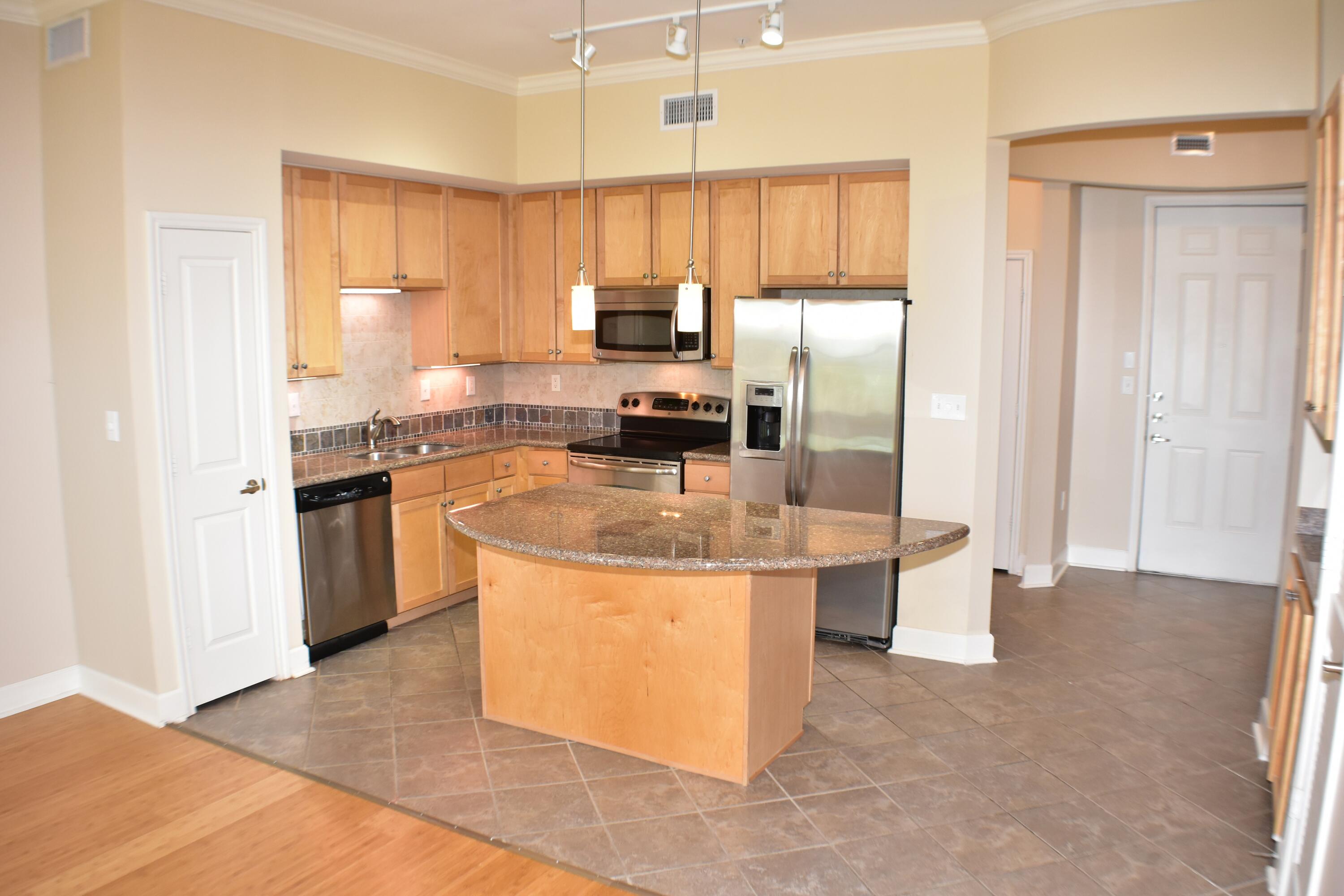8700 Front Beach Road, Unit 7311 Panama City Beach, FL 32407 - Photo 17 of 27 Kitchen 7