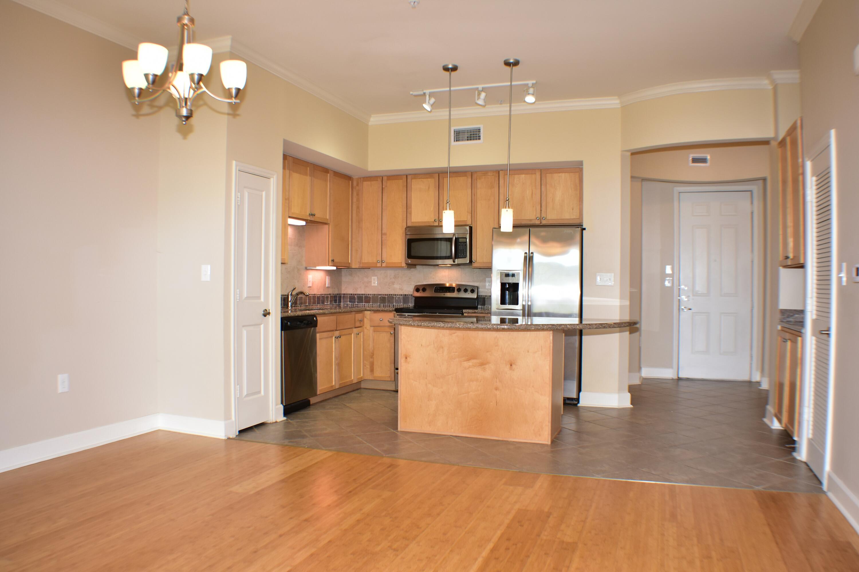 8700 Front Beach Road, Unit 7311 Panama City Beach, FL 32407 - Photo 8 of 27 Dining and Kitchen