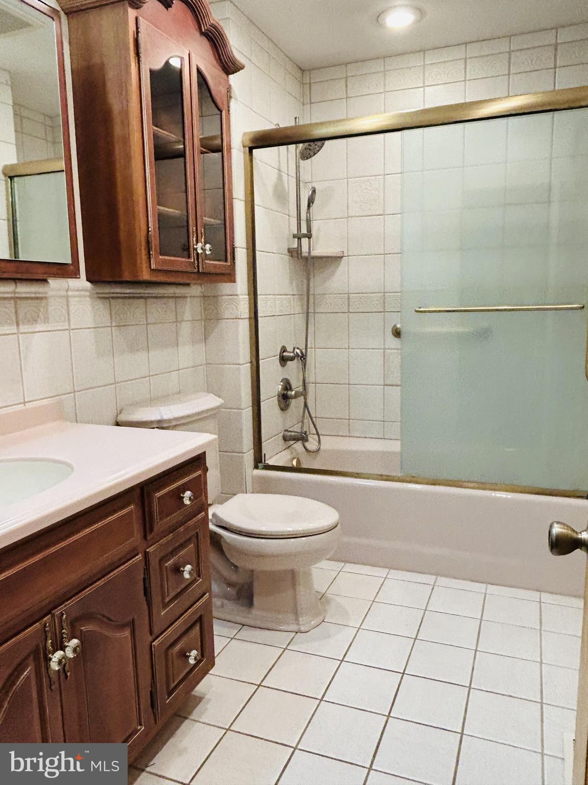 88 West Rambler Drive Southampton, PA 18966 - Photo 13 of 17 a bathroom with a sink a toilet and shower
