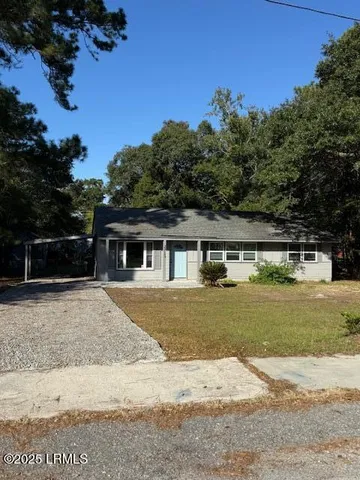 $374,000 | 2713 Jones Avenue, Beaufort, SC 29902