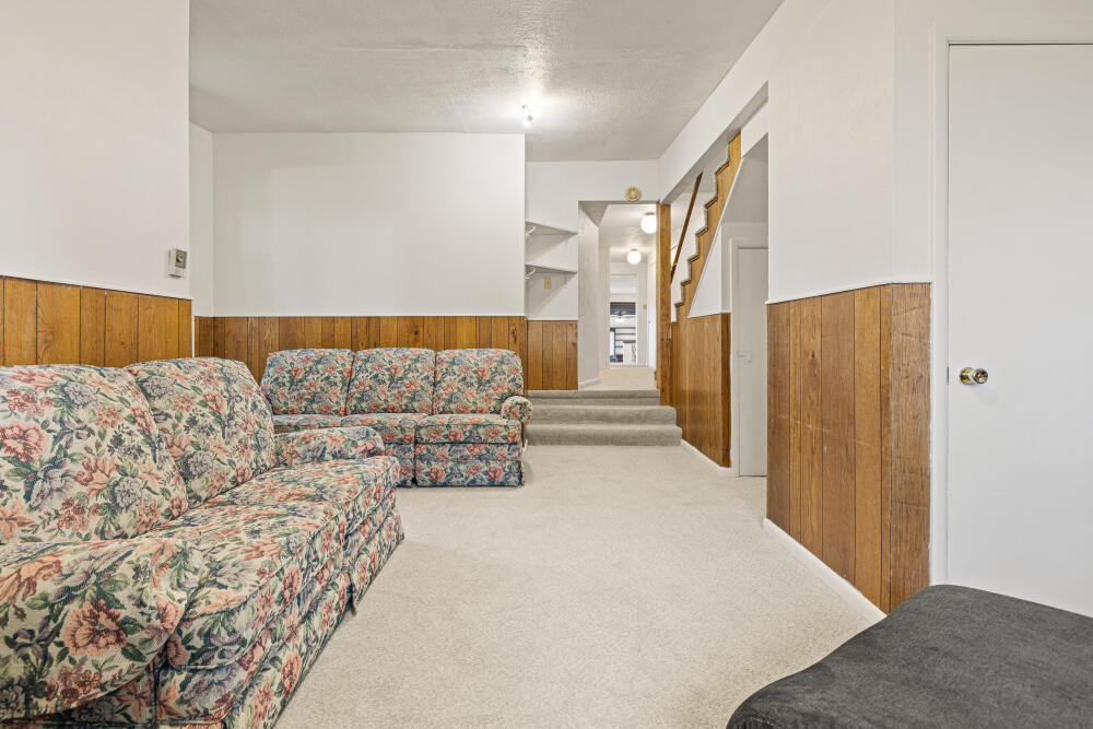 11409 Harpold Road Klamath Falls, OR 97603 - Photo 17 of 43 Gallery Image 17