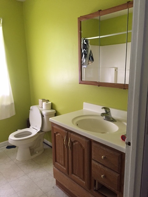 4190 Holiday Road Traverse City, MI 49686 - Photo 7 of 8 1836673-6.JPG