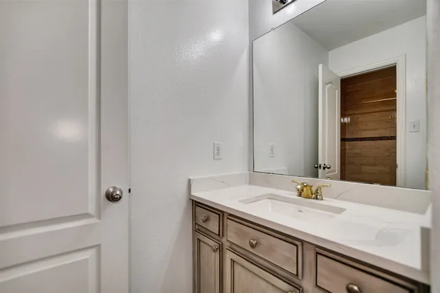 $2,900 | 20831 Brodie Lane, Katy, TX 77449