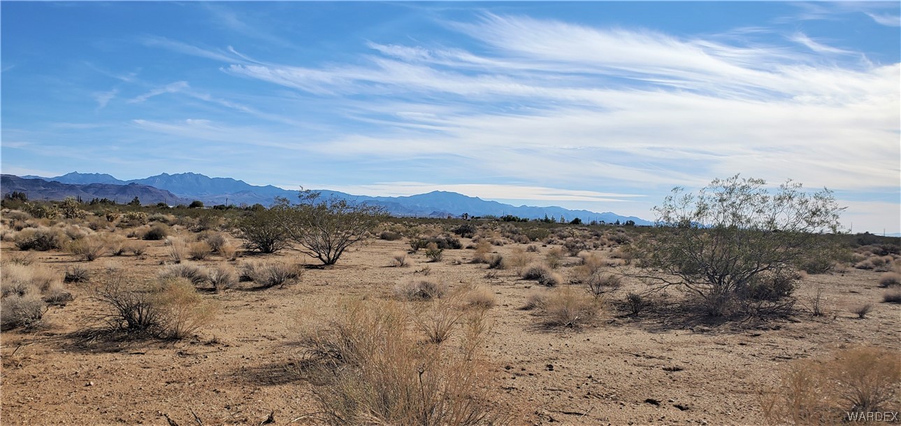 0 South La Osa Road Golden Valley, AZ 86413 - Photo 4 of 13 Gallery Image 4