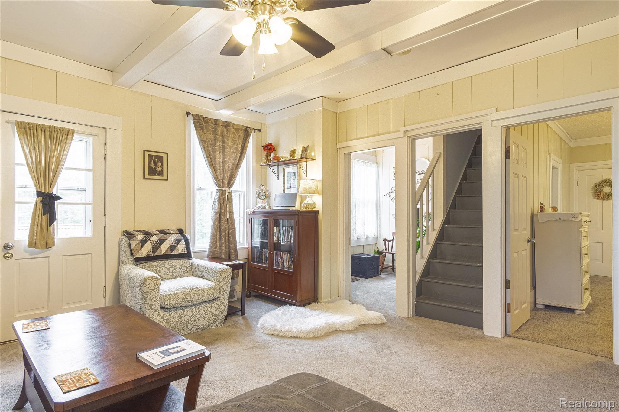 2816 County Farm Road Howell, MI 48843 - Photo 3 of 30 Interiors (2 of 33).jpg
