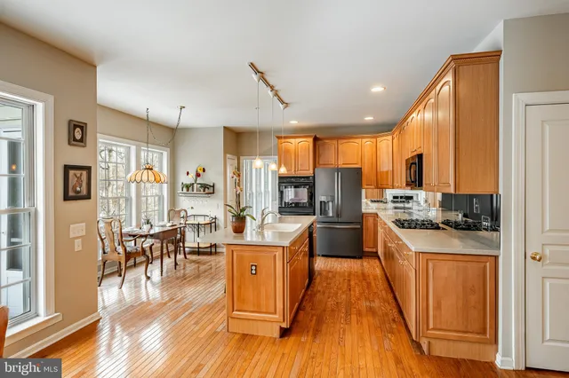 $869,000 | 115 Camelot Lane, Newtown Square, PA 19073