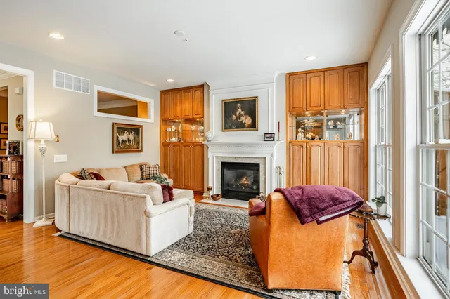 $869,000 | 115 Camelot Lane, Newtown Square, PA 19073