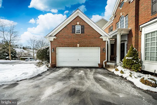 $869,000 | 115 Camelot Lane, Newtown Square, PA 19073