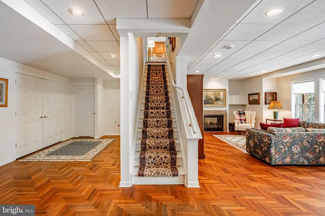 $869,000 | 115 Camelot Lane, Newtown Square, PA 19073