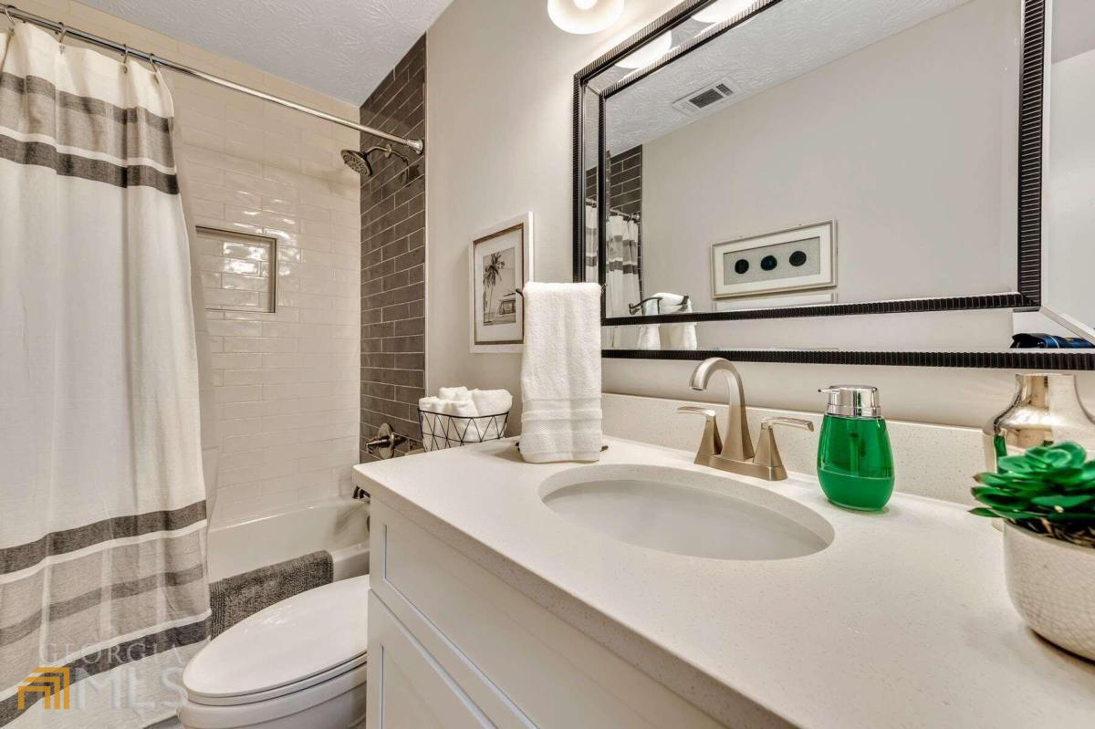 210 Booth Road Southwest, Unit B Marietta, GA 30008 - Photo 15 of 25 Gallery Image 15
